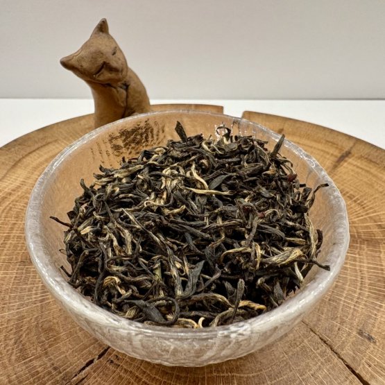 Jin Mao Hou "Zlatá opice"