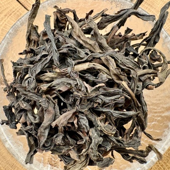 Wuyi Qi Lan Xiang "Vzácná orchidej" - útesový oolong (Yancha)