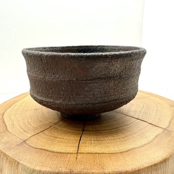 Chawan na matchu z hrubé hlíny